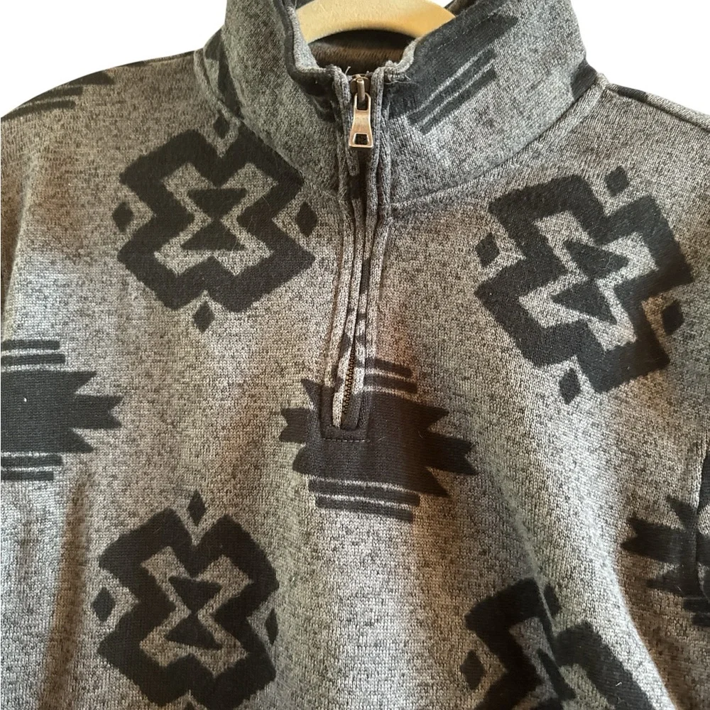 Urban Pipeline New Men’s Sz XL 2/4 Zip‎ Gray Black Aztec Design Pullover Sweater